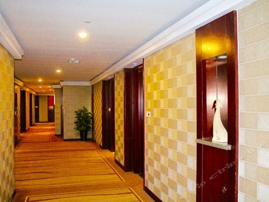 Цзясинь: Jiaxing Kras Dayton Hotel