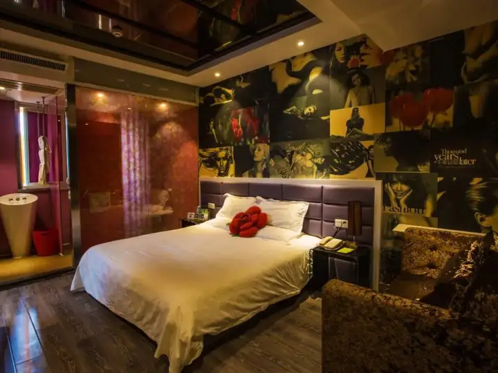 Тайчжоу: Taizhou Dongguanhe Business Hotel (Huangyan Wuyue Plaza)