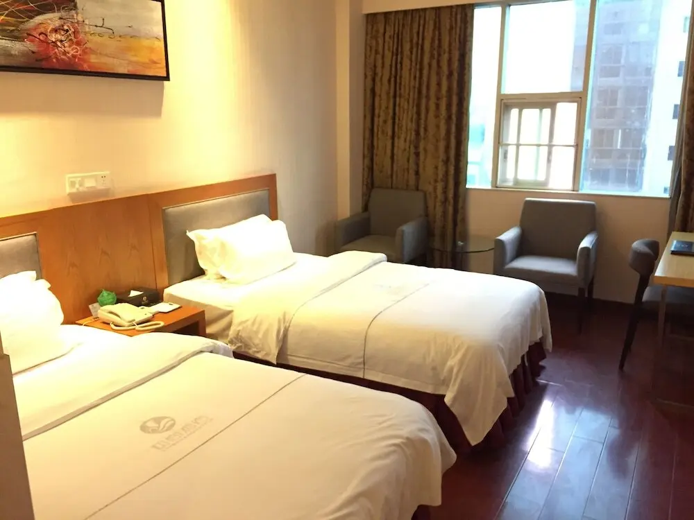 Гуанчжоу: Insail Hotels Guangzhou Huangpu Dashadi Metro Station