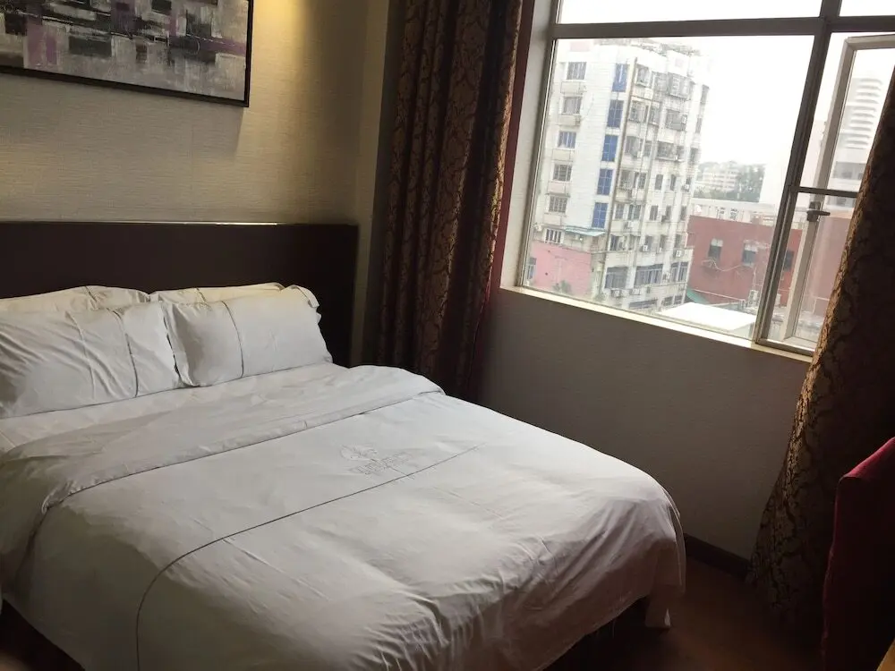 Гуанчжоу: Insail Hotels Guangzhou Huangpu Dashadi Metro Station