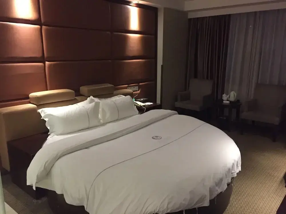 Гуанчжоу: Insail Hotels Guangzhou Huangpu Dashadi Metro Station