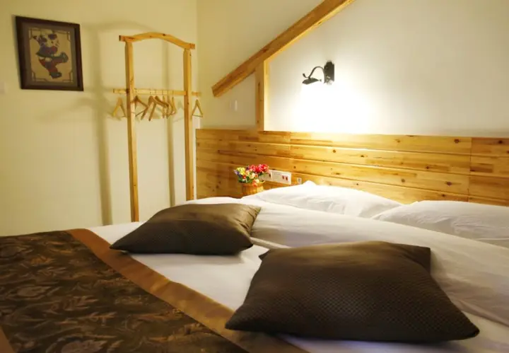 Чжанцзяцзе: Wulingyuan Tu Youth Hostel