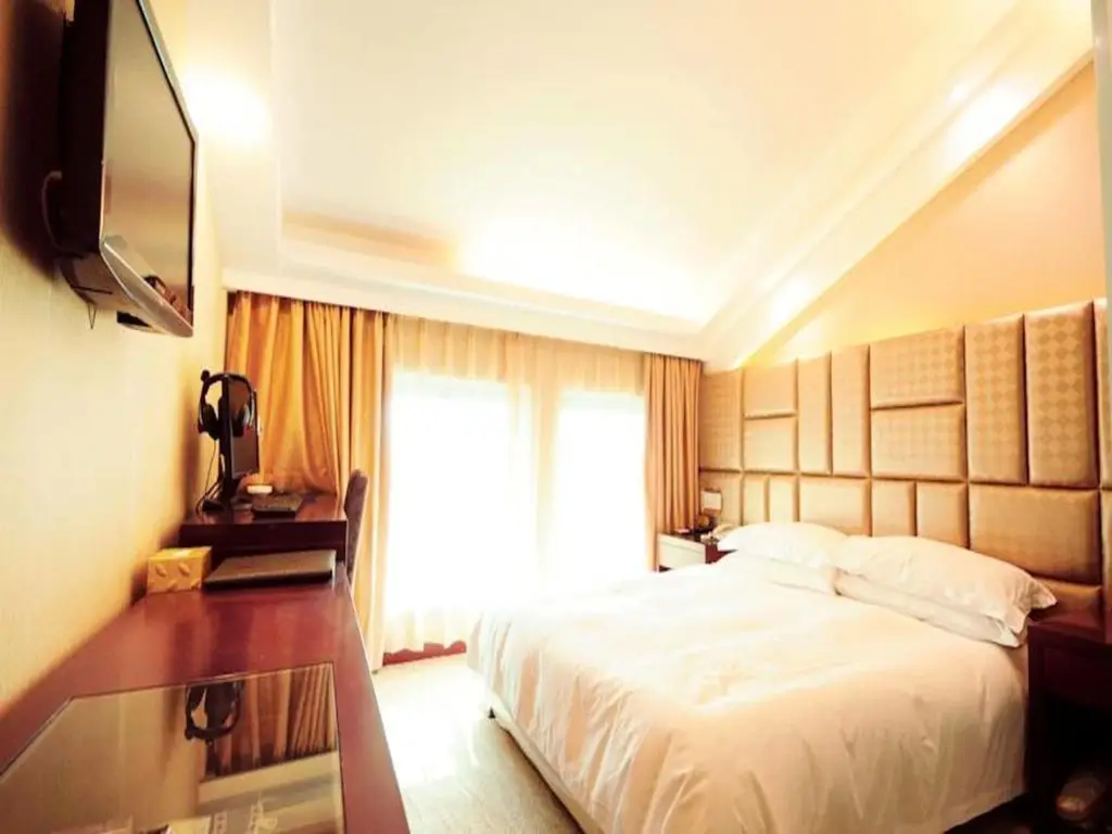 Yiwu European Style Hotel — фото 1