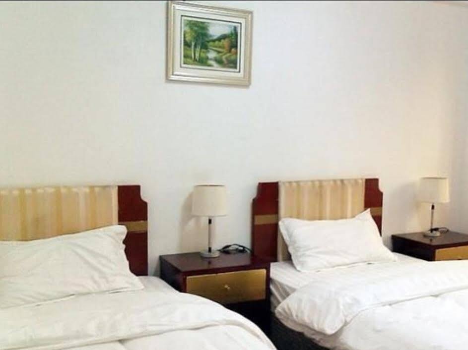 Чэнду: Chengdu 80 Apartment