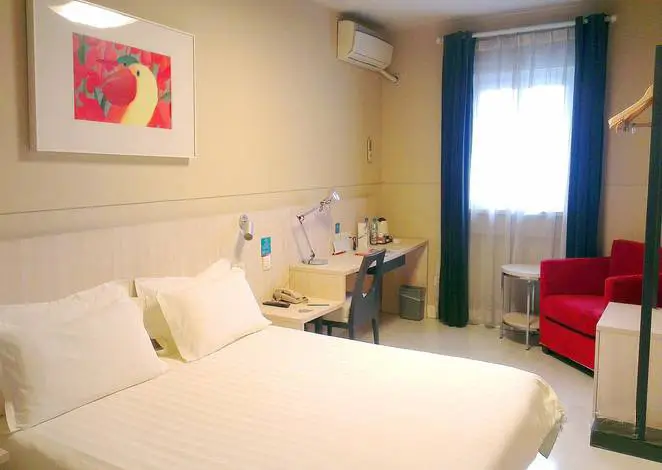 Нинбо: Junyi Hotel Niongbo Xiangshan Bus Station