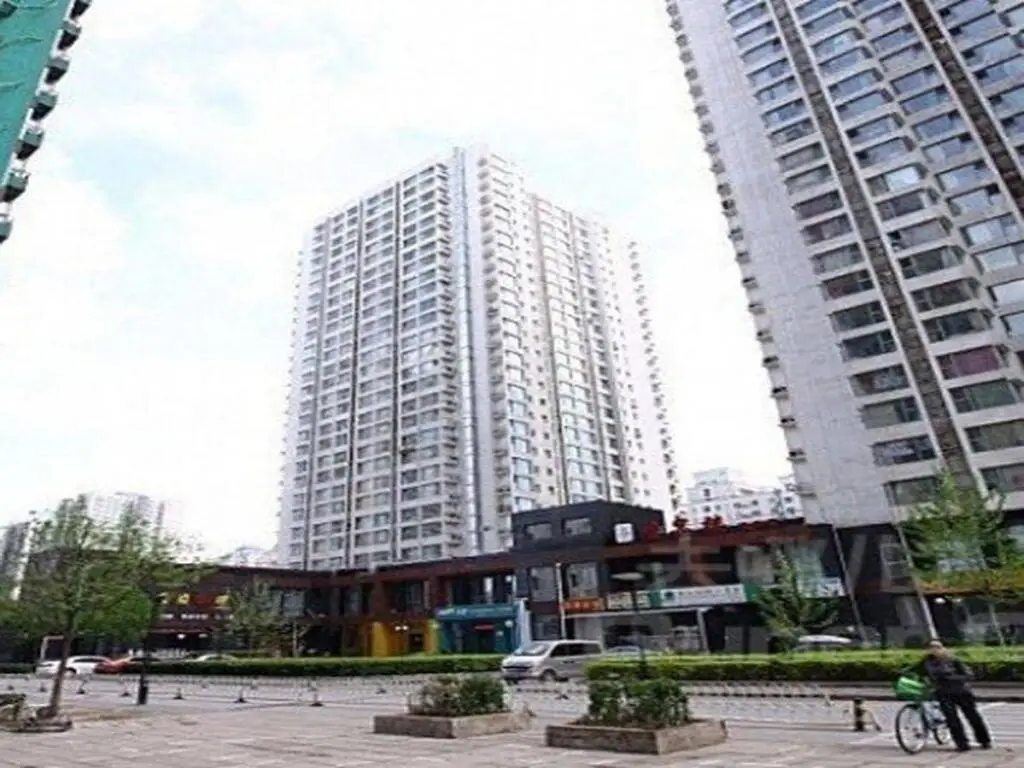 Пекин: The Home of Tourists