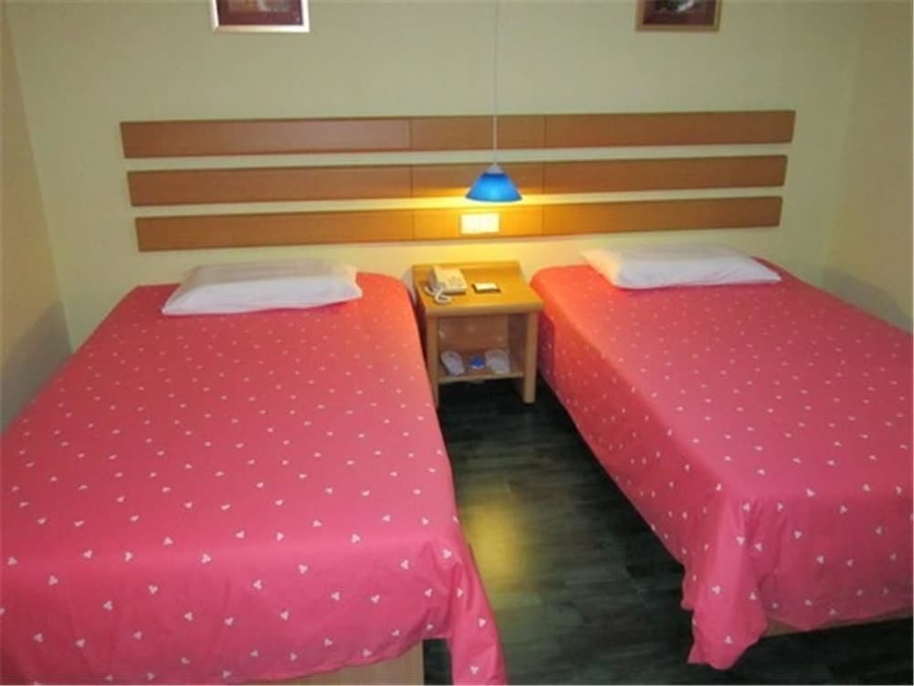 Санья: Home Inn Sanya Wenming Road Branch