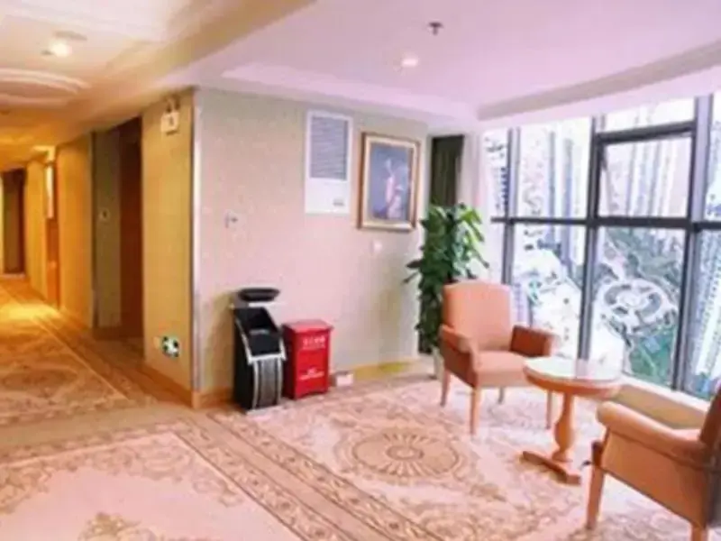 Шэньчжэнь: Vienna Hotel Shenzhen Longhua (Wanzhong City Branch)
