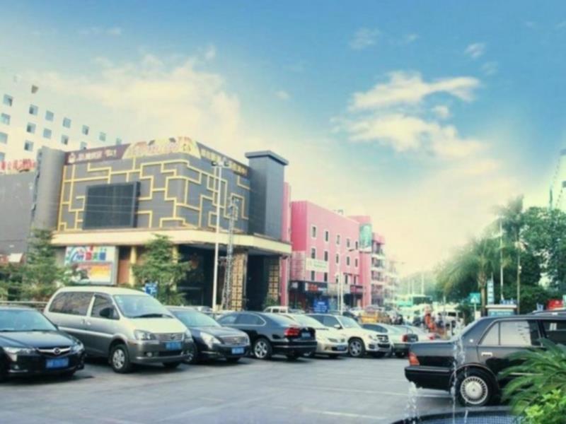 Шэньчжэнь: Vienna Hotel Shenzhen Longhua (Wanzhong City Branch)