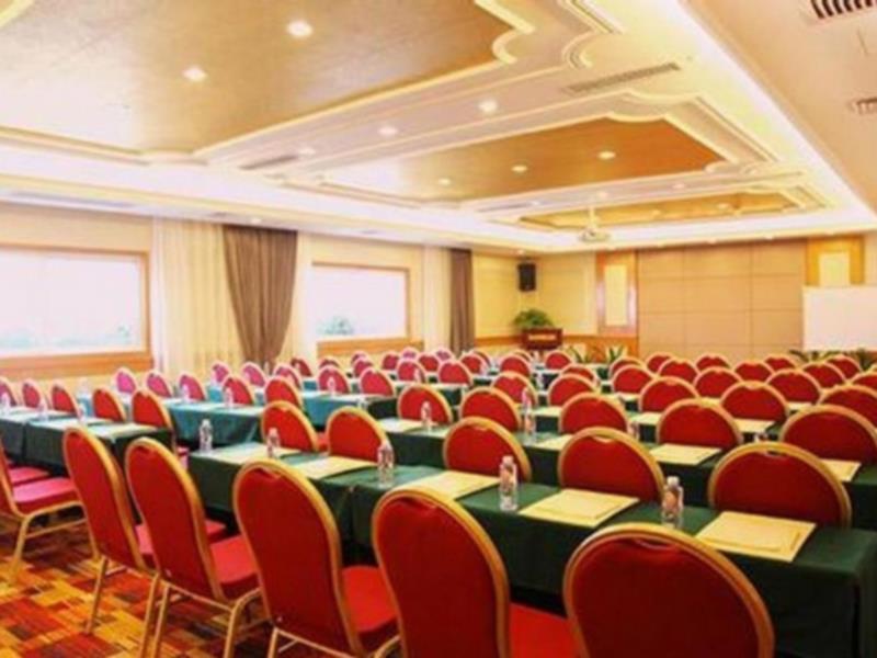Шэньчжэнь: Vienna Hotel Shenzhen Longhua (Wanzhong City Branch)