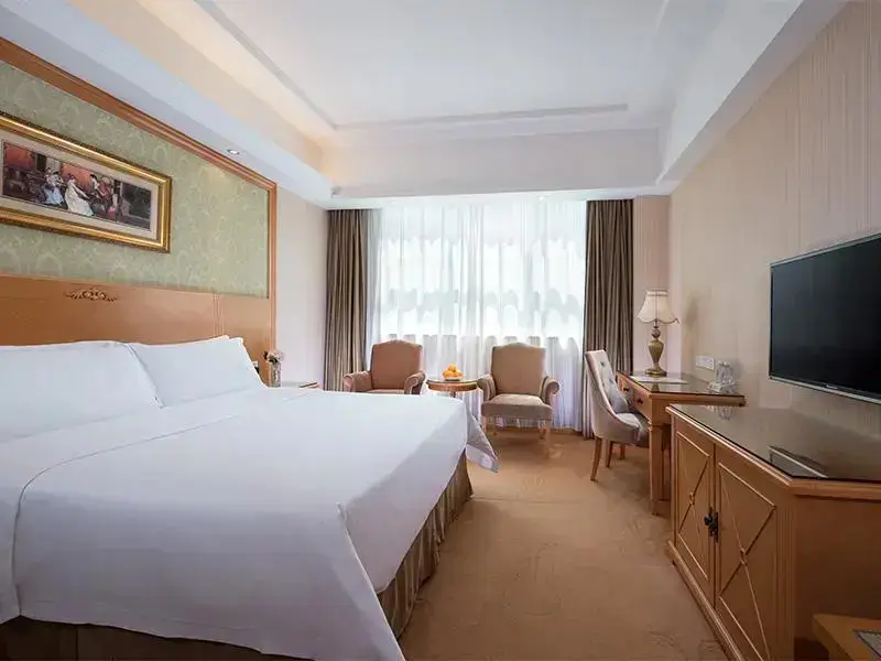 Шэньчжэнь: Vienna Hotel Shenzhen Longhua (Wanzhong City Branch)