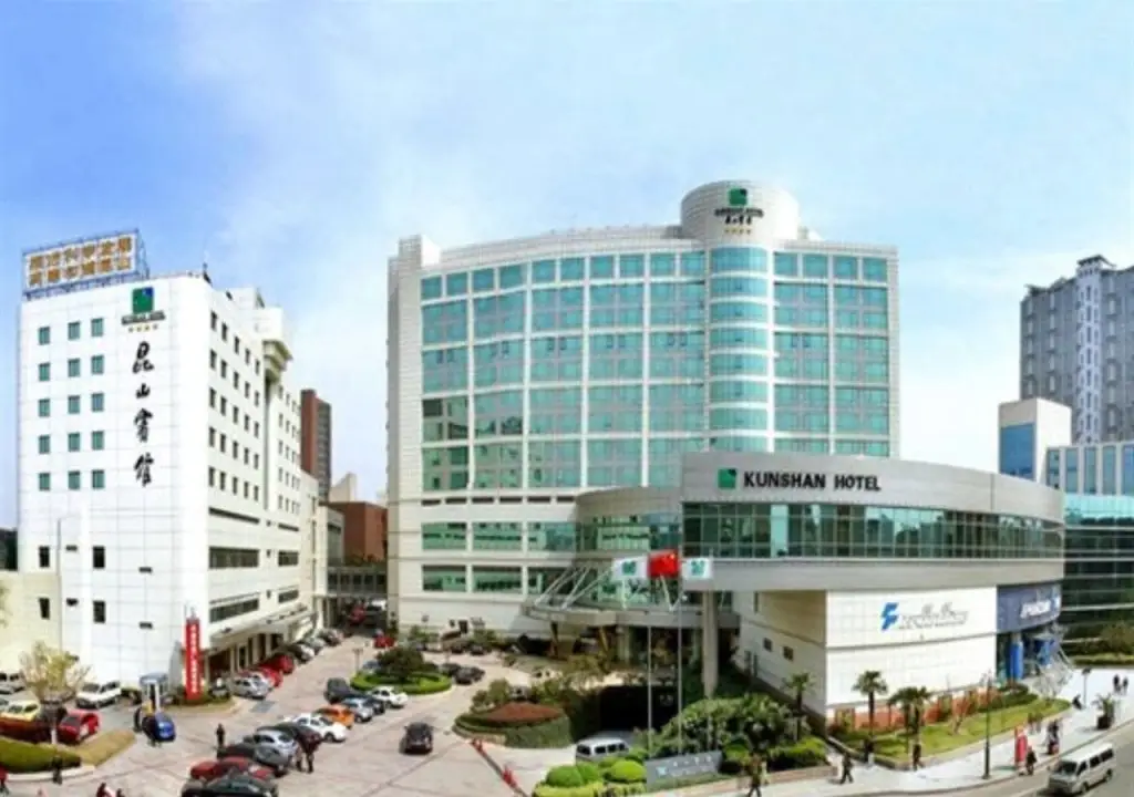 Kunshan Hotel — фото 1