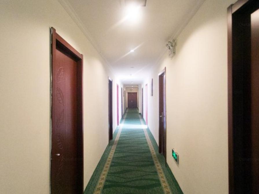 Шанхай: GreenTree Inn Kunshan Huaqiao Building materials Conch Hotel