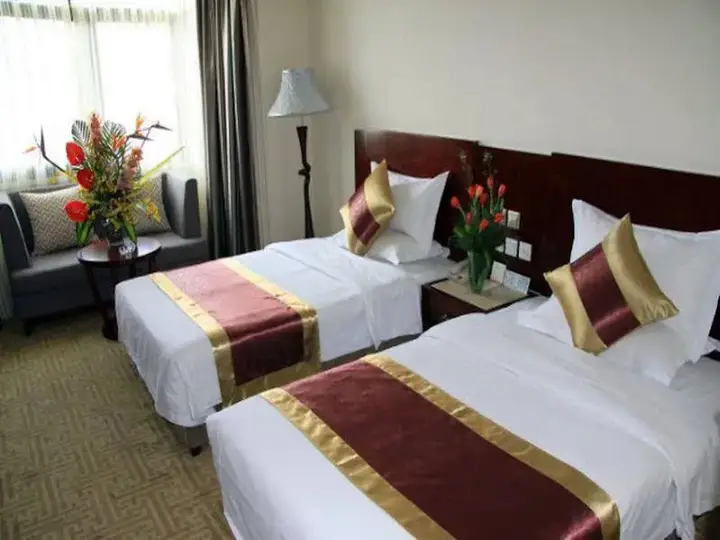 Куньмин: Lian Yun Hotel
