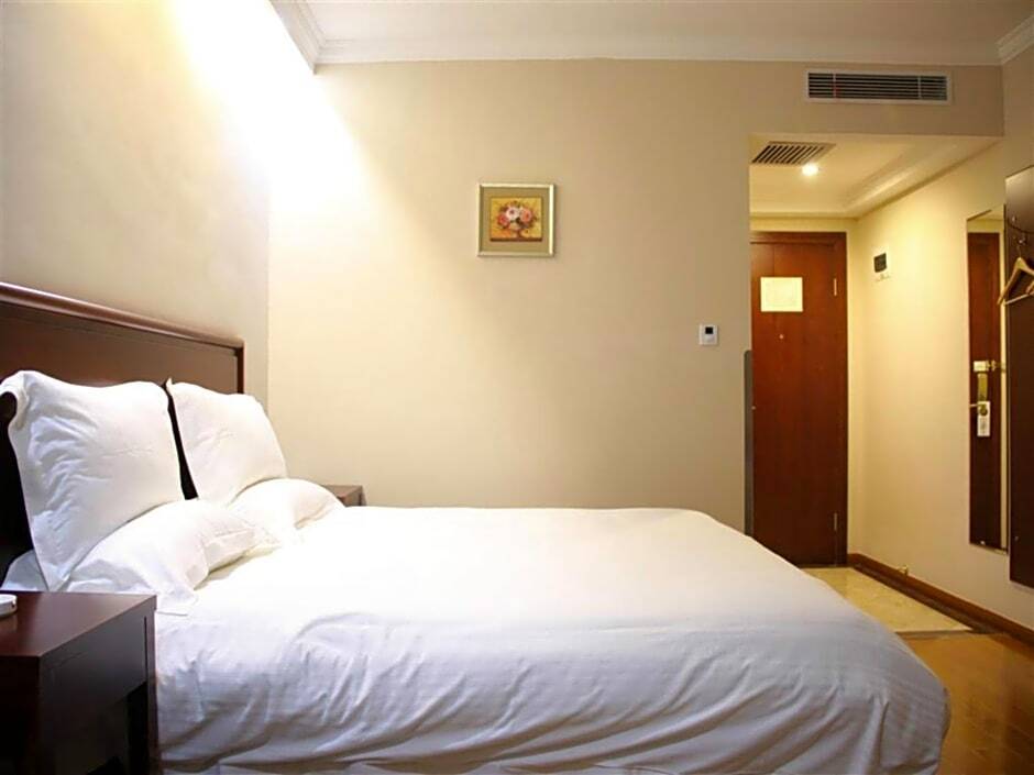 Пекин: GreenTree Inn Beijing Changping District Beiqijia Future Science and Technology City Business Hotel