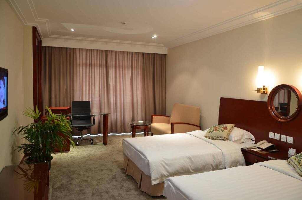 Уси: Wuxi Taihu Garden Hotel