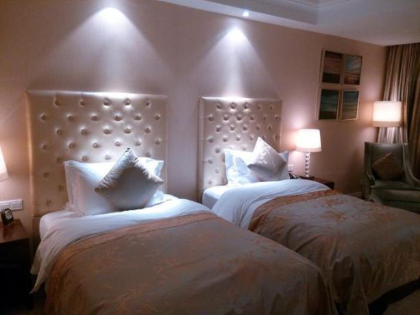 Ухань: Dongfang Jianguo Hotel Wuhan