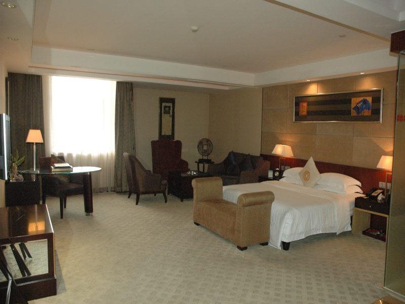 Centenio International Hotel Foshan — фото 1