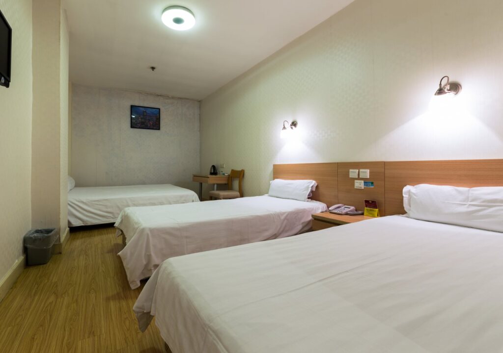 Шанхай: Rezen Meta Tree Hotel (City Center & The Bund, Shanghai)