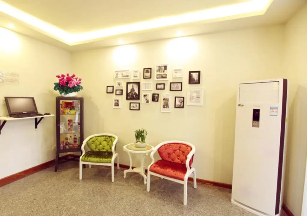 Чэнду: Jinjiang Inn Chengdu Baiguolin Railway Station