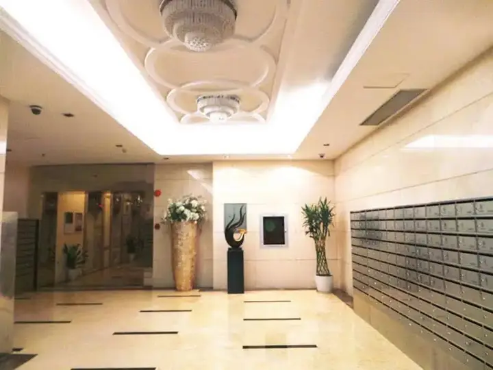 Шэньчжэнь: Huijia Apartment Dongmen Shop