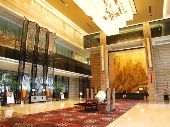 Хецзе: Zhongling International Hotel