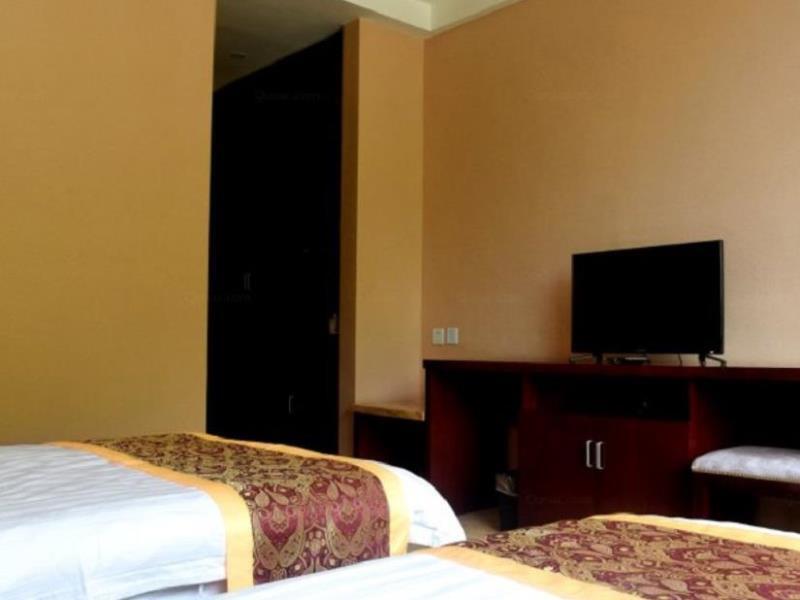 Чэнду: Chengdu Lying Dragon Lake Hotel
