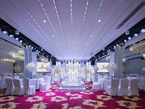 Ухань: Wuhan Canglong Avenue High-speed Railway Kerry International Hotel