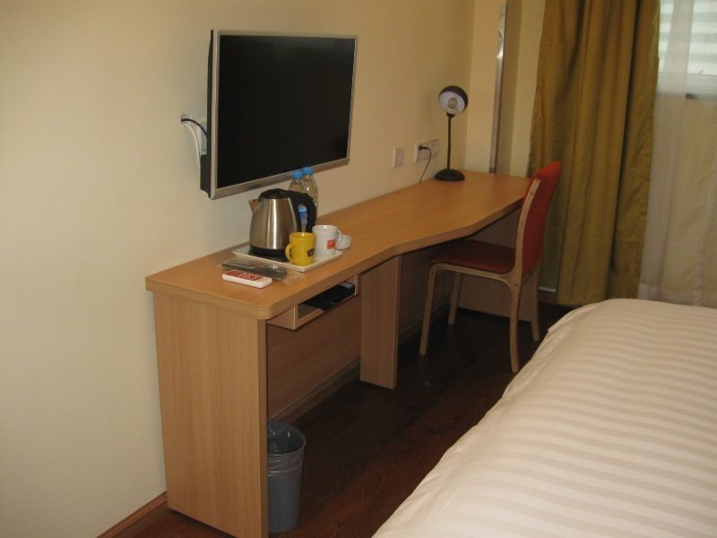Куньмин: Home Inn (Kunming Beijing Road Taobao Women Street)
