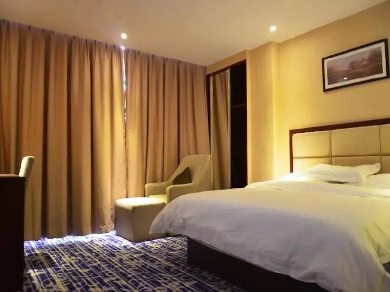 Шэньчжэнь: Shenzhen Octagon Inn-Shajing Jingjibaina