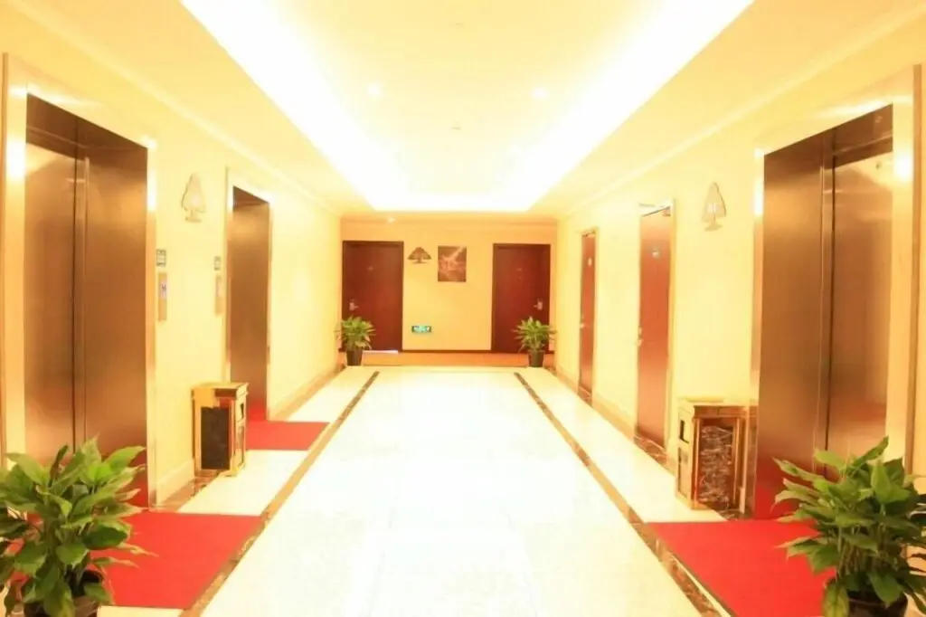 Шаоксинг: GreenTree Inn Shaoxing Keqiao Xingyue Road Zhongqing Building Hotel