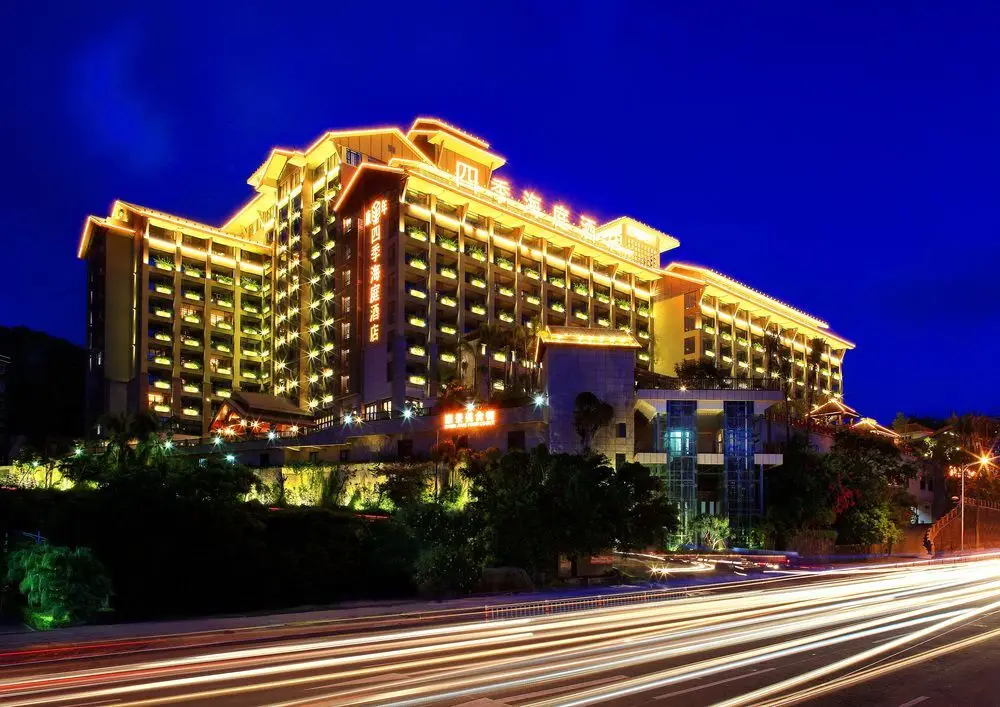 Four Season Ocean Courtyard Hotel — фото 1