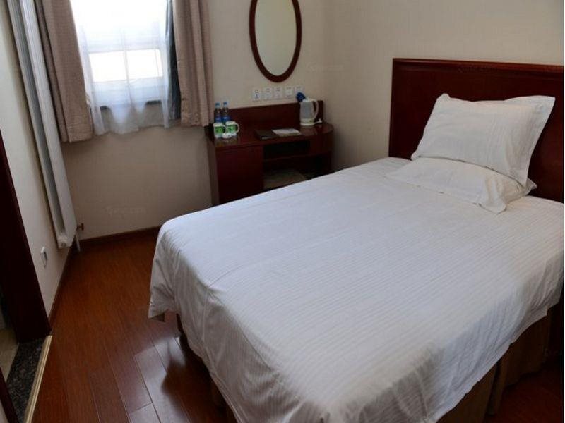 Пекин: GreenTree Inn Beijing Shangdi East Anningzhuang Road Shell Hotel