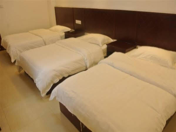 Чжанцзяцзе: Zhangjiajie Beauty Nine Business Hotel
