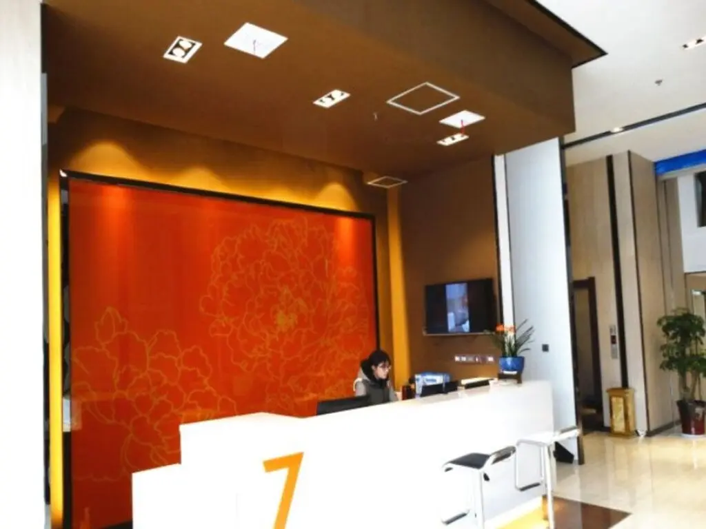 Янчжоу: 7 Days Premium Yangzhou Baoying Time Plaza Maternity and Child Healthcare Hospital