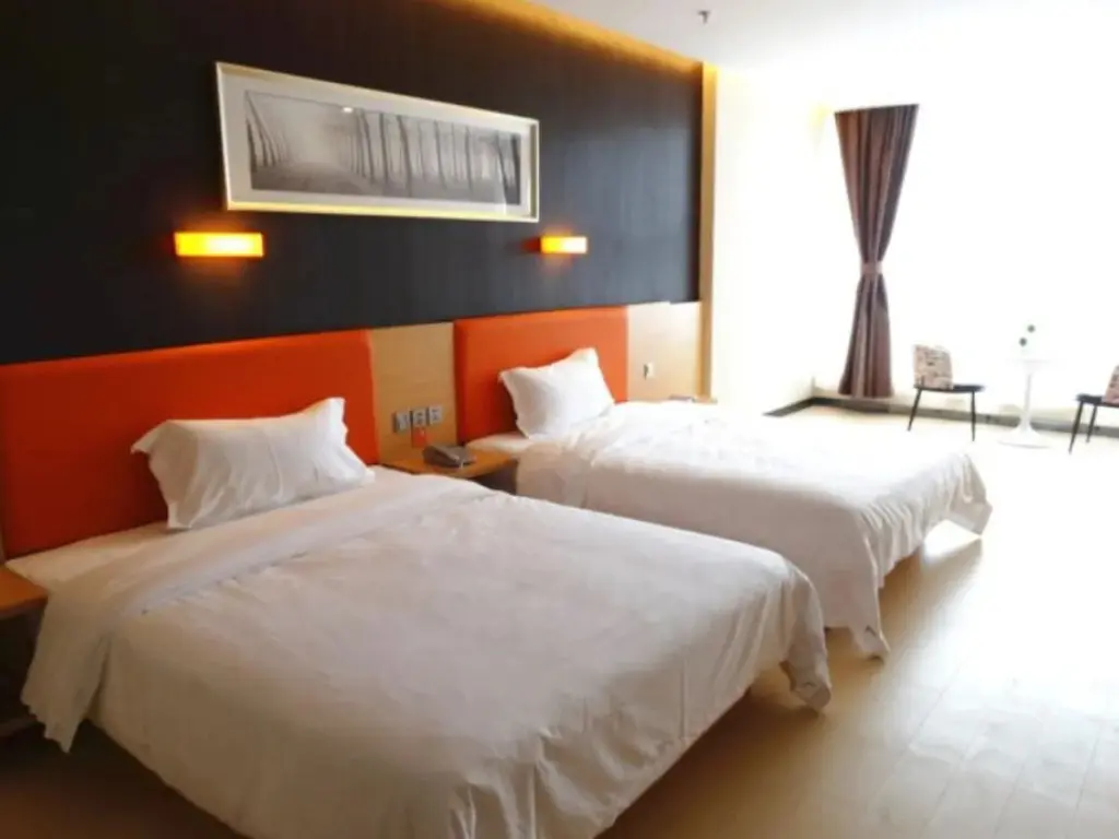 Янчжоу: 7 Days Premium Yangzhou Baoying Time Plaza Maternity and Child Healthcare Hospital