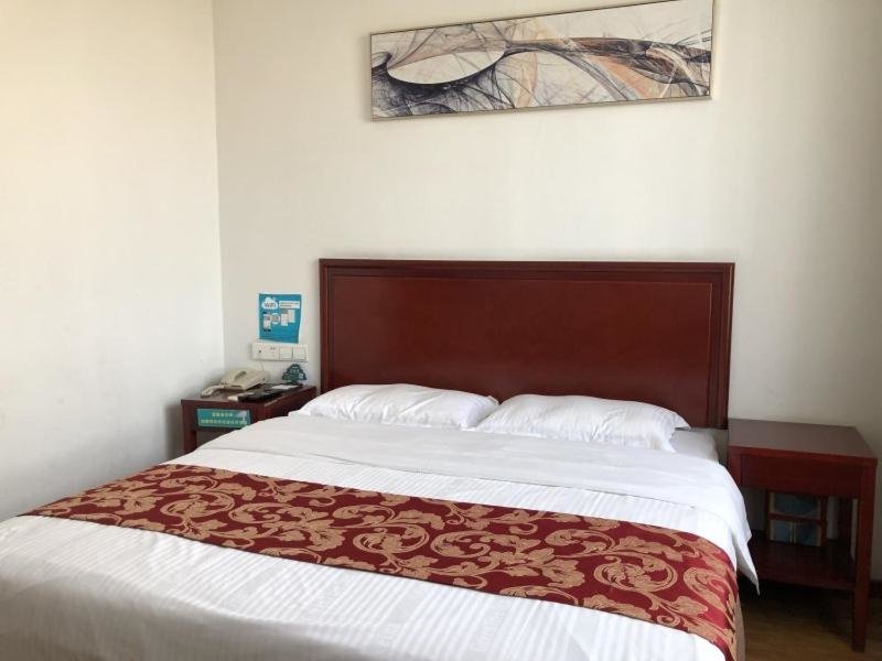 Дунъин: GreenTree Inn Dongying Xisi Road Huachuang Building