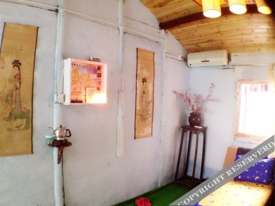 Шанхай: Zhouzhuang Hills International Youth Hostel