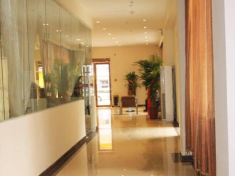Чжэнчжоу: Kunlun Leju Business Hotel Zhengzhou Medical College