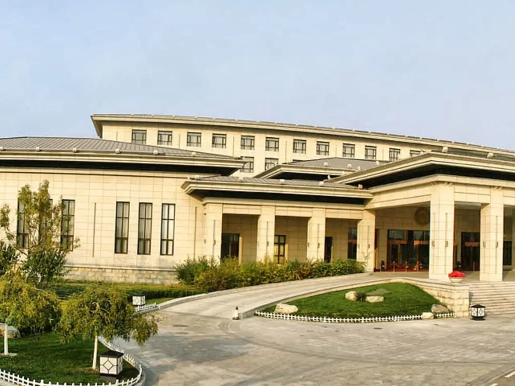 Тяньцзинь: Tianjin Bolong Shanzhuang Hotel
