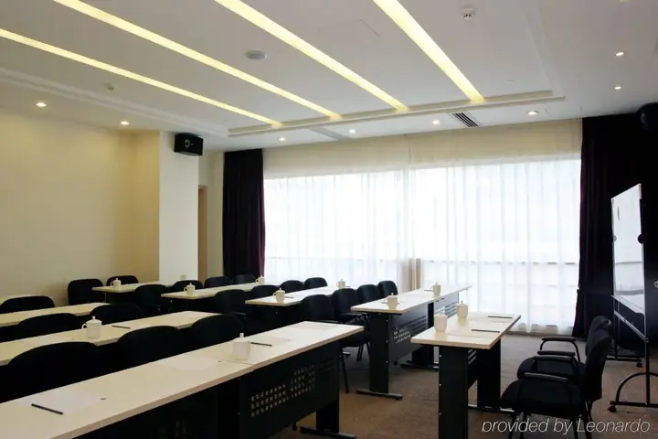 Дунгуань: Jinjiang Inn Style Dongguan Humen Huanghe Fashion City