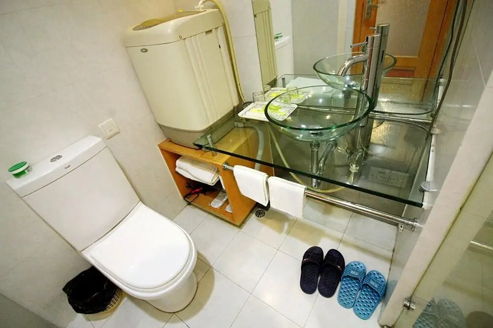 Шанхай: New Space Huiyuan Apartment