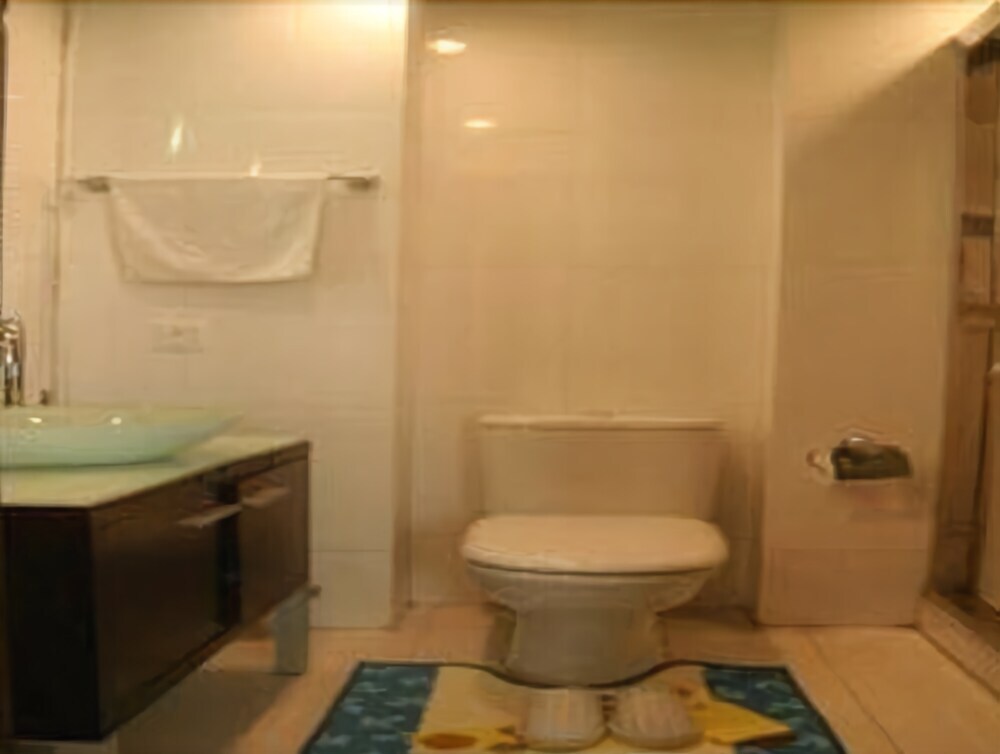Шанхай: Shanghai Skiline World Union Service Apartment