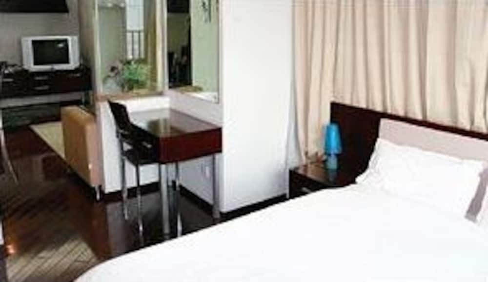 Шанхай: Shanghai Skiline World Union Service Apartment