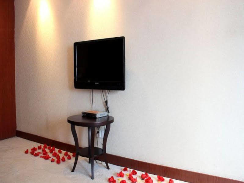 Чэнду: Aishang Chengdu Hotel Xinian Branch
