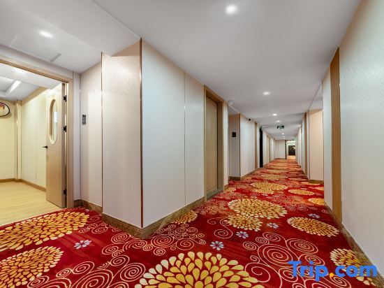 Дунгуань: Royal Hotel