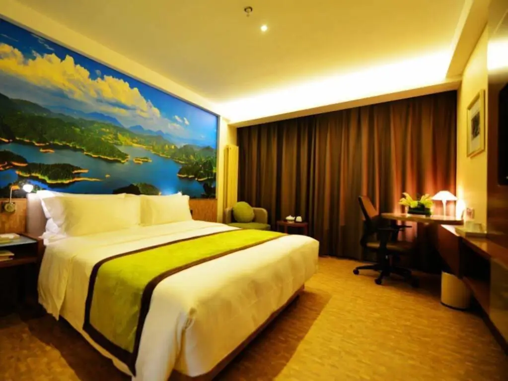 Kuanyu MAX Hotel (Dayan Pagoda The Grand Tang Mall) — фото 1
