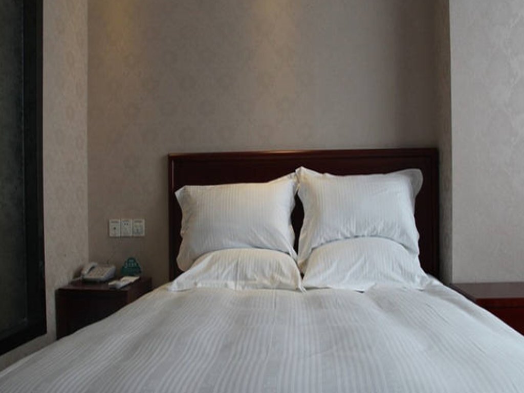 Янчжоу: GreenTree Inn Yangzhou Gaoyou Chengnan New District Hongtaiyang Logistic Park Business Hotel