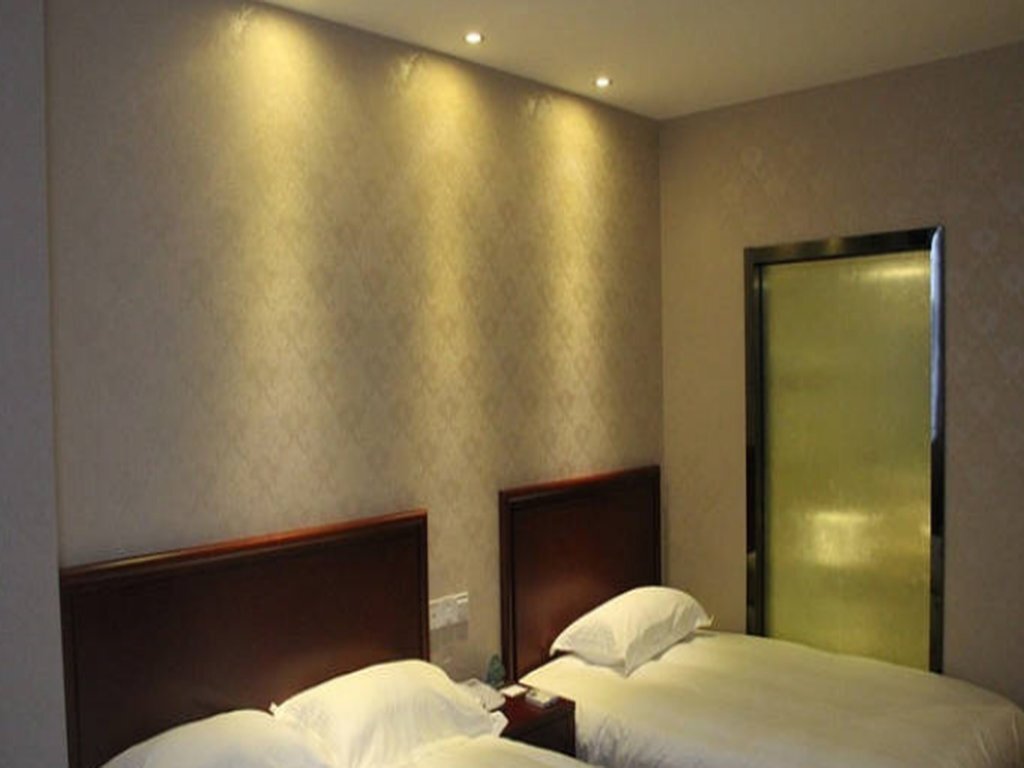 Янчжоу: GreenTree Inn Yangzhou Gaoyou Chengnan New District Hongtaiyang Logistic Park Business Hotel