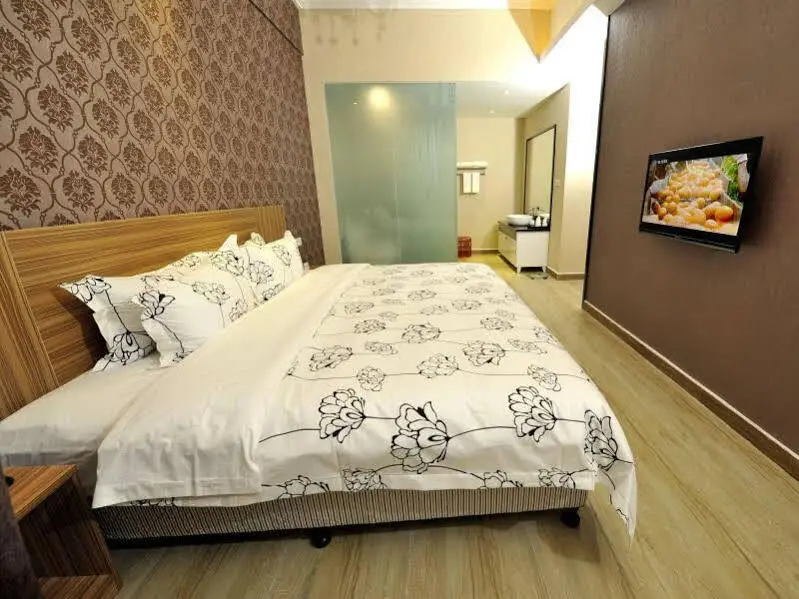 Longyuang Gorgeous Hotel — фото 1